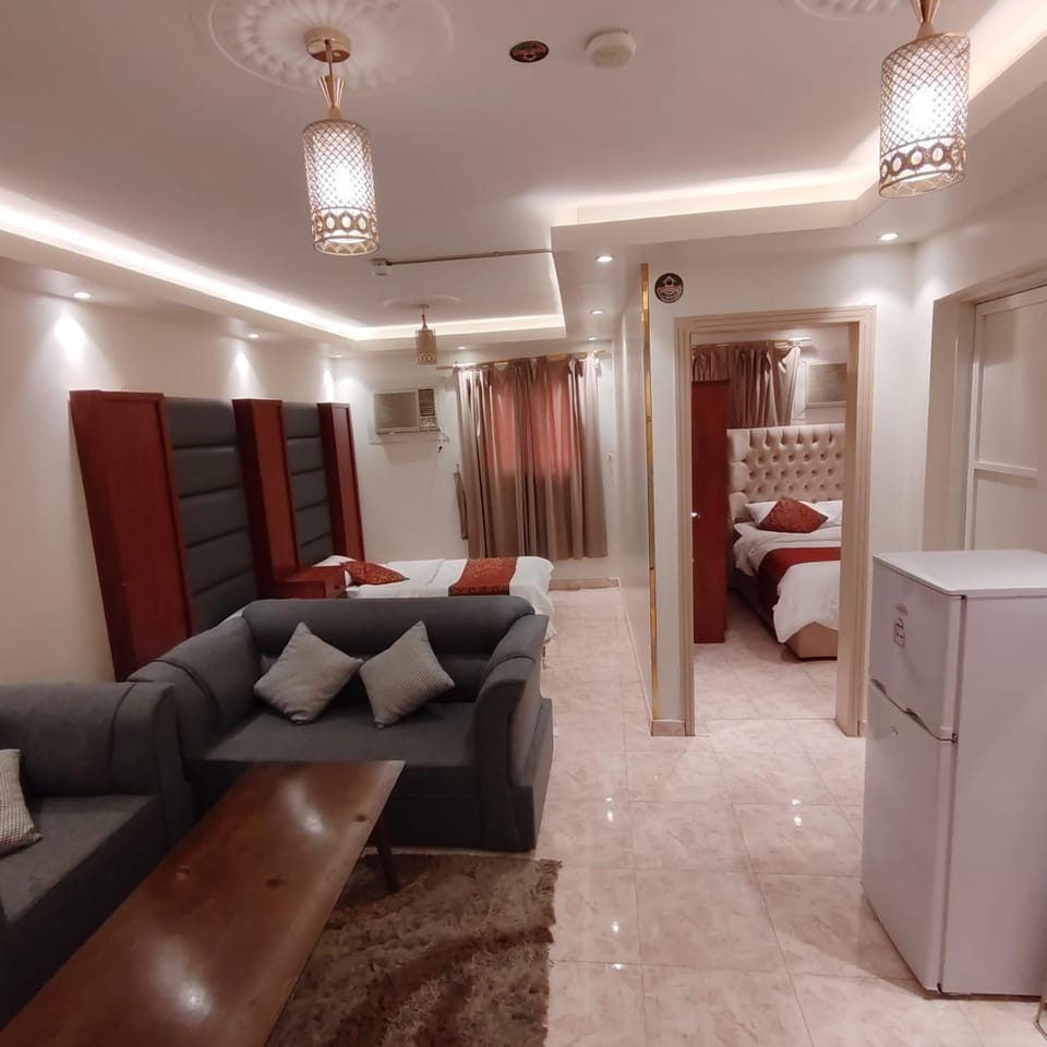 Bed, Seating area, Bedroom