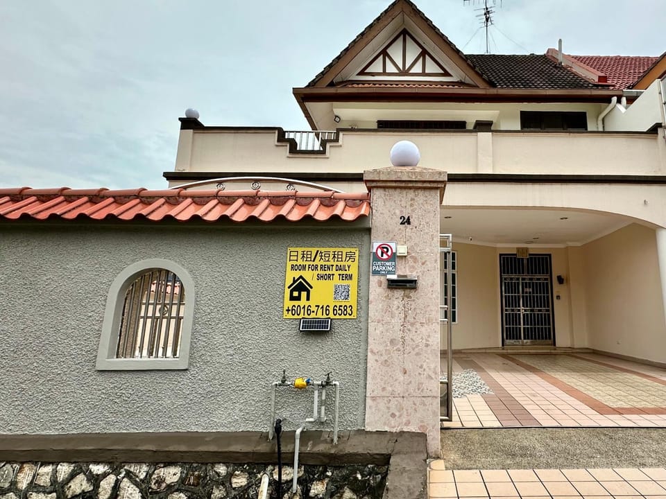 JB Town Landed Home near KSL Midvalley CIQ 4B3B House in Johor Bahru