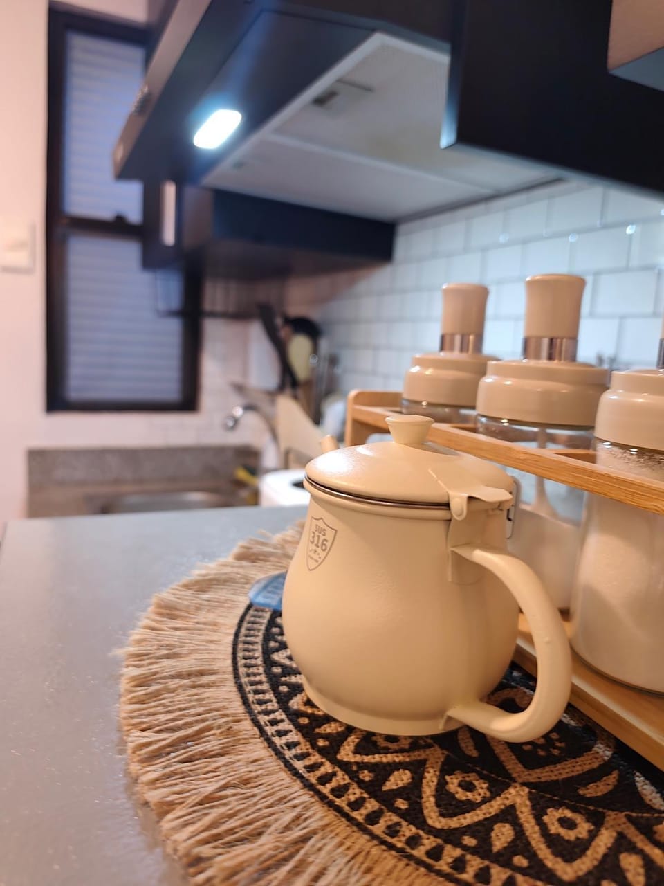 Kitchen or kitchenette