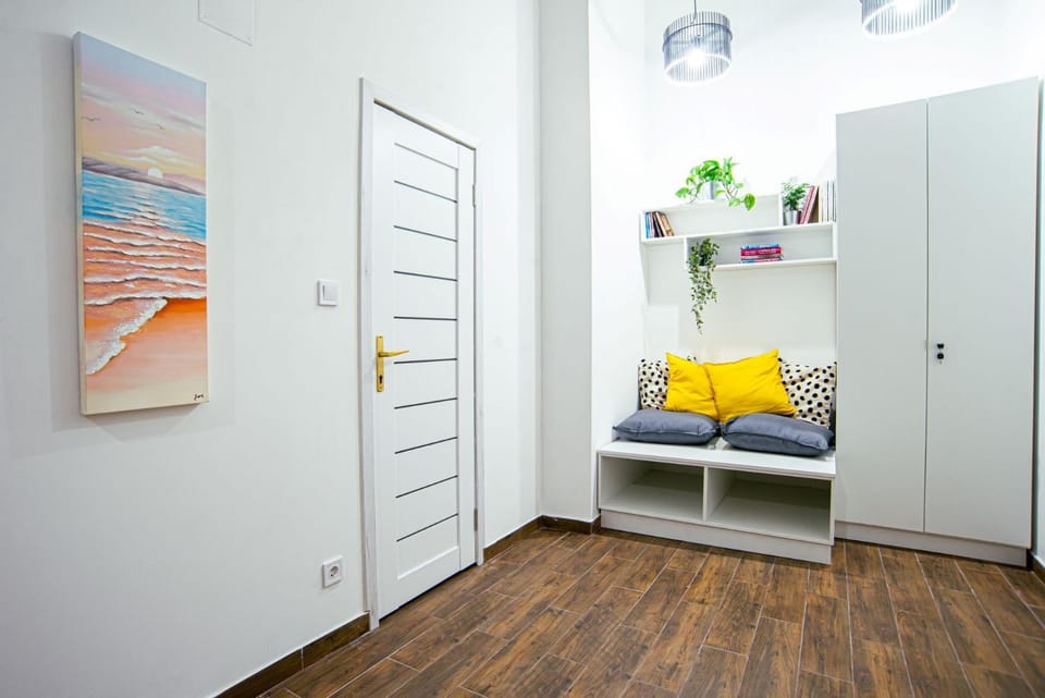 Seating area, wardrobe