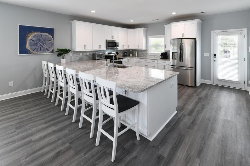 6 BR, Private Pool, Hot Tub - Beach Bear House in Surfside Beach