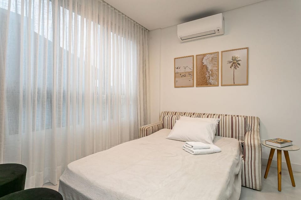 Bed, Photo of the whole room, Bedroom, towels, air conditioner