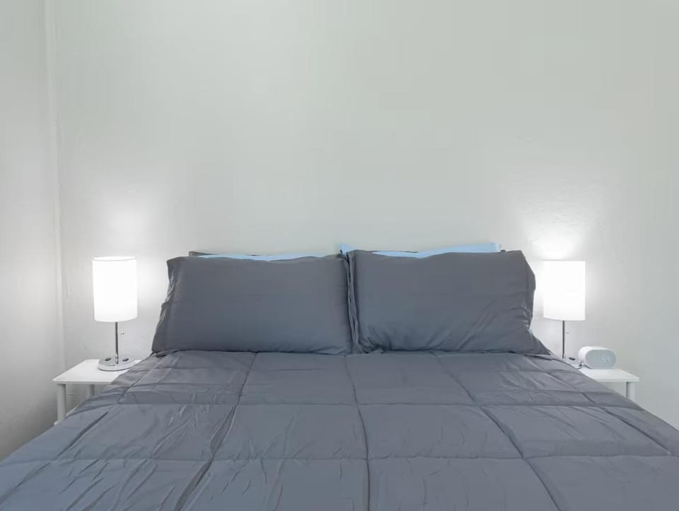 Ocean Breeze Pet-Friendly Sequoia Basecamp House in Visalia