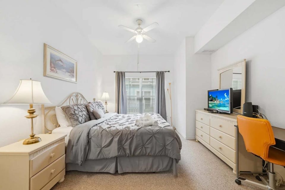 Townhome Near Disney Mid Term rentals Welcome House in Kissimmee