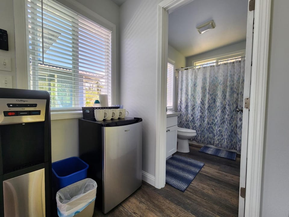 Mountain View Retreat Unit 1 Bed and Breakfast in Fern Forest