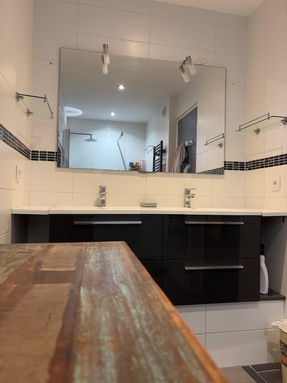 Superbe appartement avec piscine et parking Apartment in Fréjus