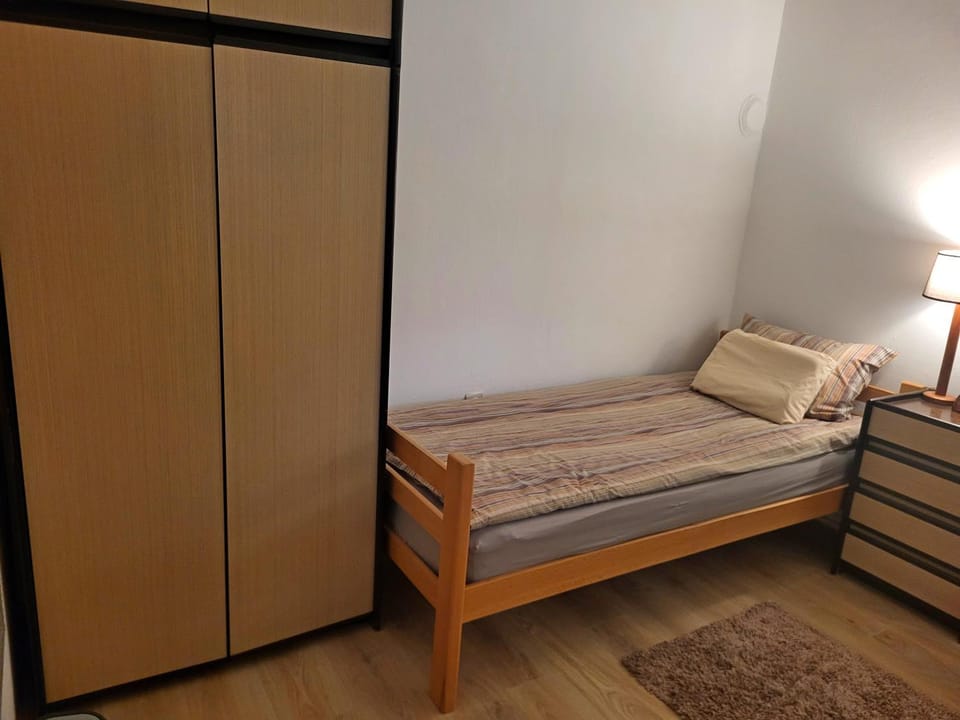 Bed, Bedroom, wardrobe