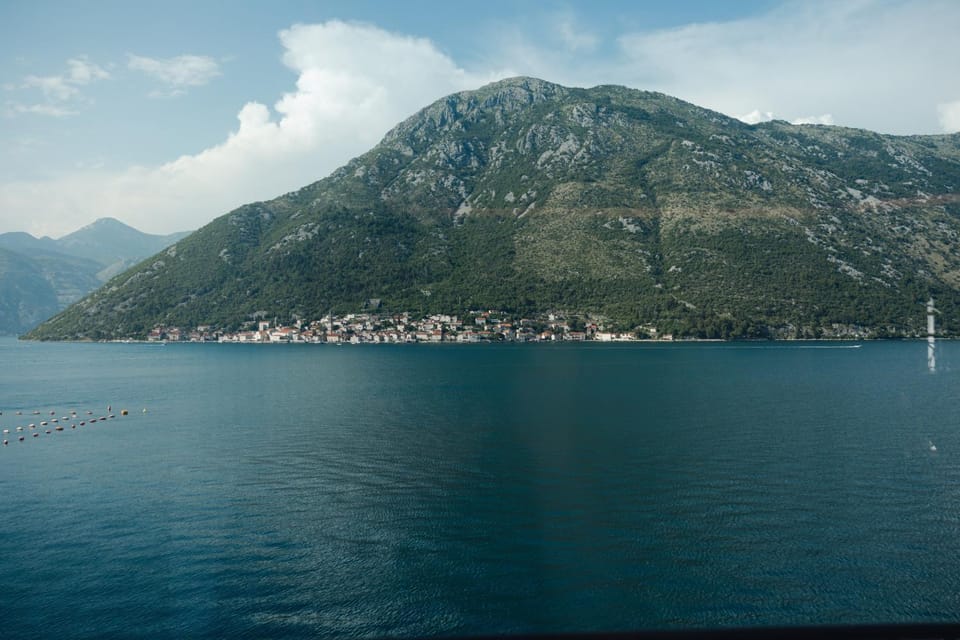 Day, Natural landscape, Mountain view, Sea view