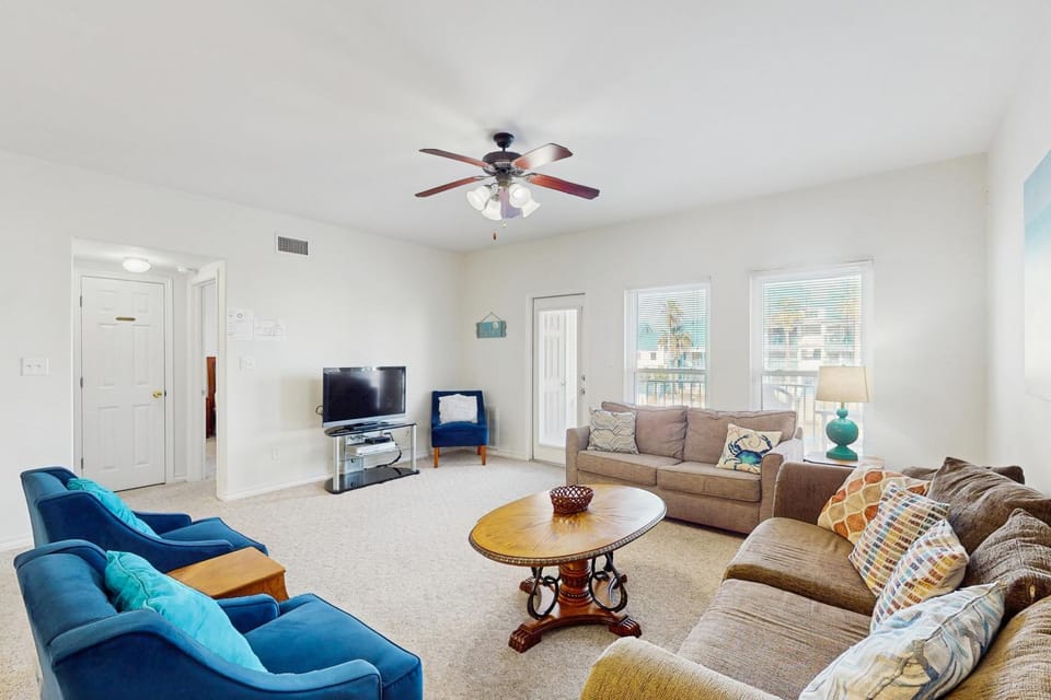 Compass Condominiums B8 Apartment in North Padre Island