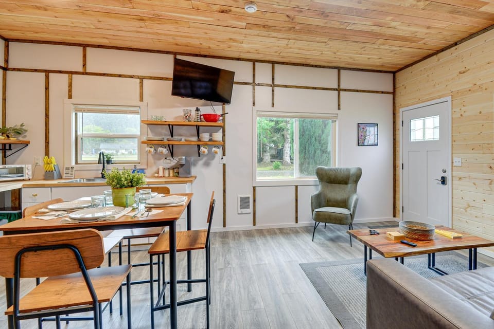 Near Twilight Sites and Scenic Hikes Forks Apt Apartment in Forks