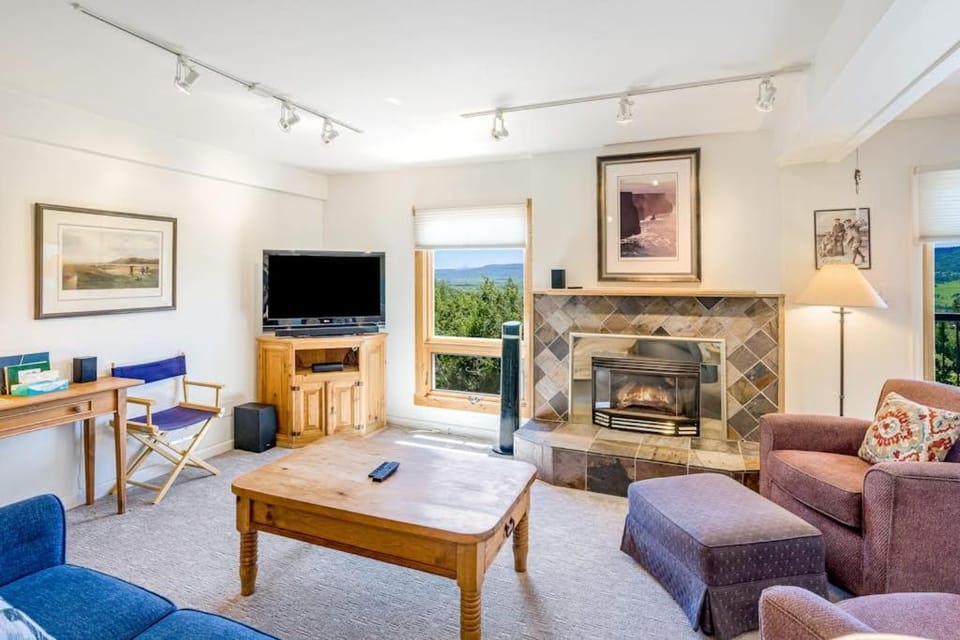 Yampa View 106 Apartment in Steamboat Springs