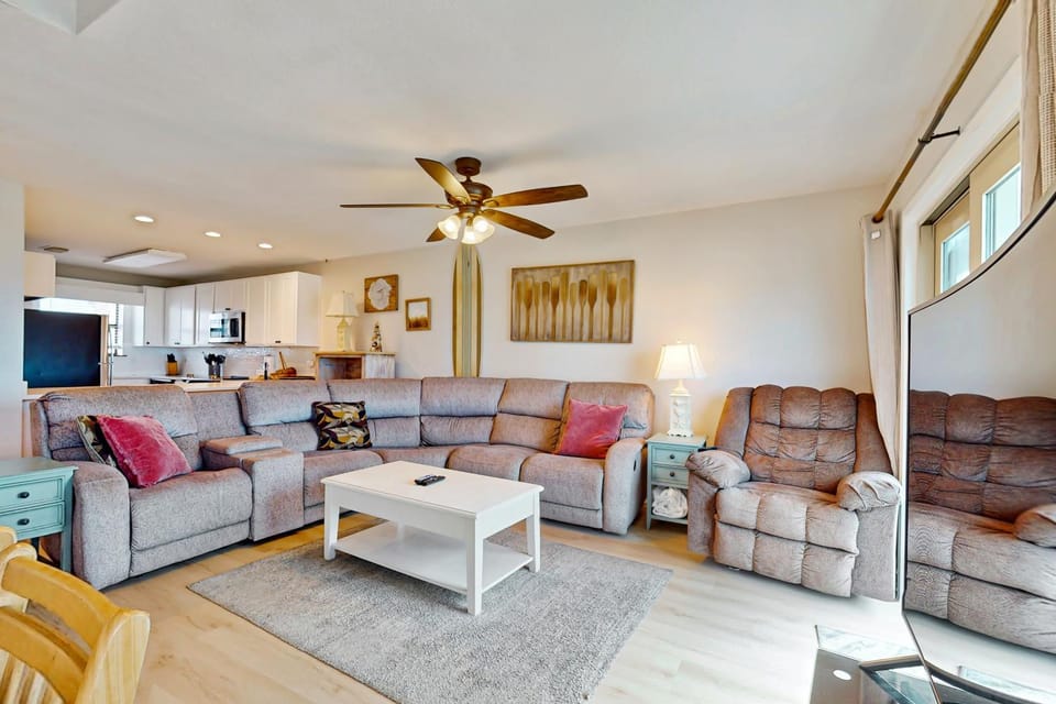 Ocean Reef 801 Apartment in West Beach