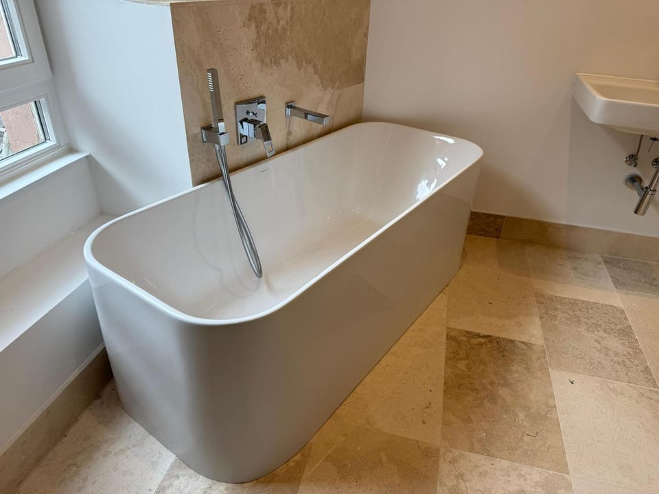 Bathroom, Bath
