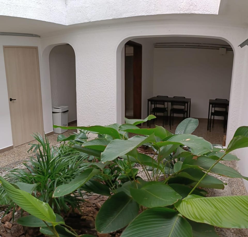 Nuevo Almendros Bed and Breakfast in Medellin