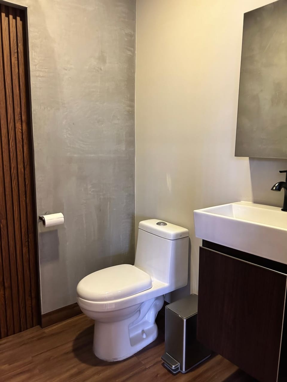 Bathroom, Swimming pool