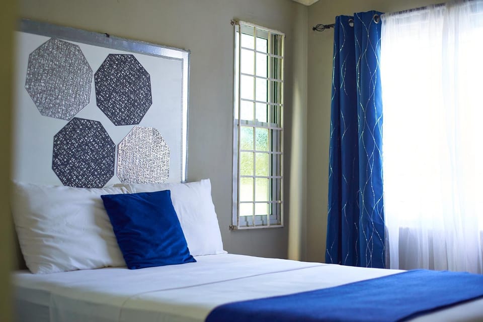 Pergola House 1 or 2 bedrooms House in St. James Parish