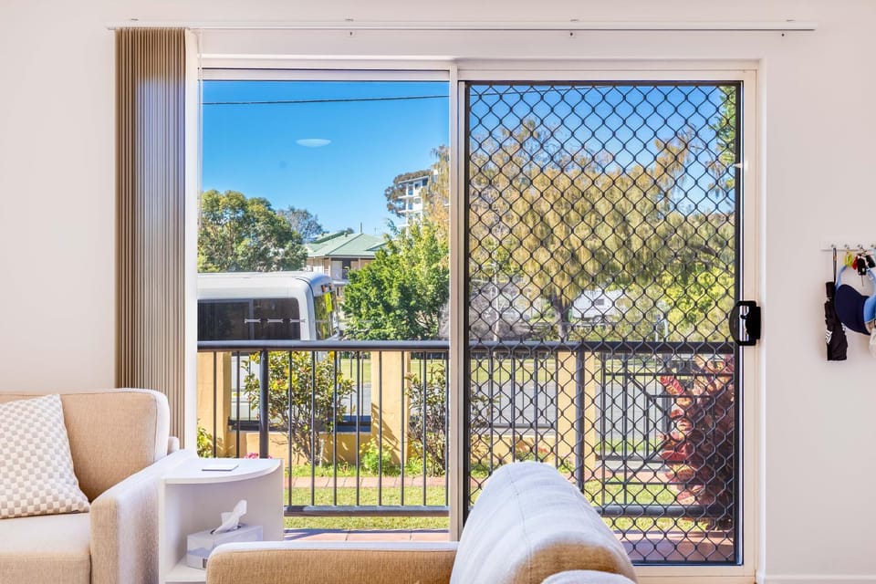 Parkside Villa on the Creek Apartment in Brisbane