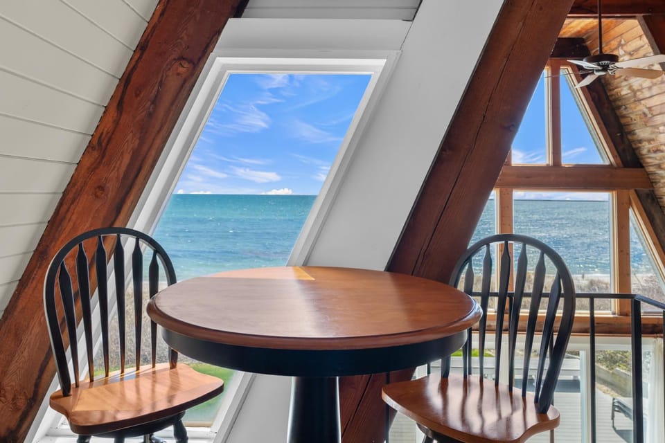 Day, Natural landscape, View (from property/room), Seating area, Sea view