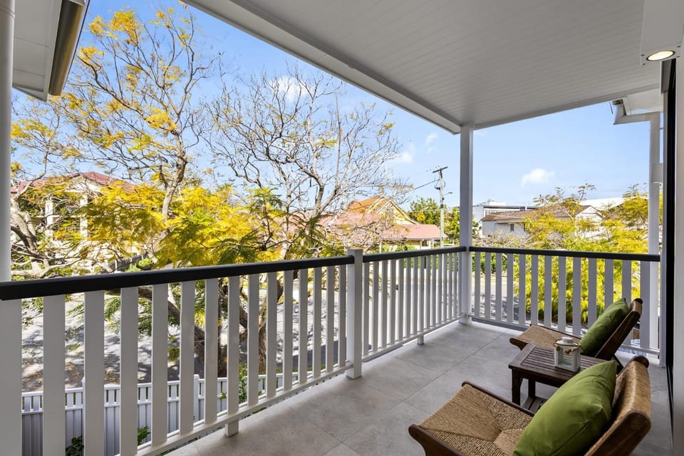 Spacious 3-Bed Clayfield House with Patio and BBQ House in Brisbane