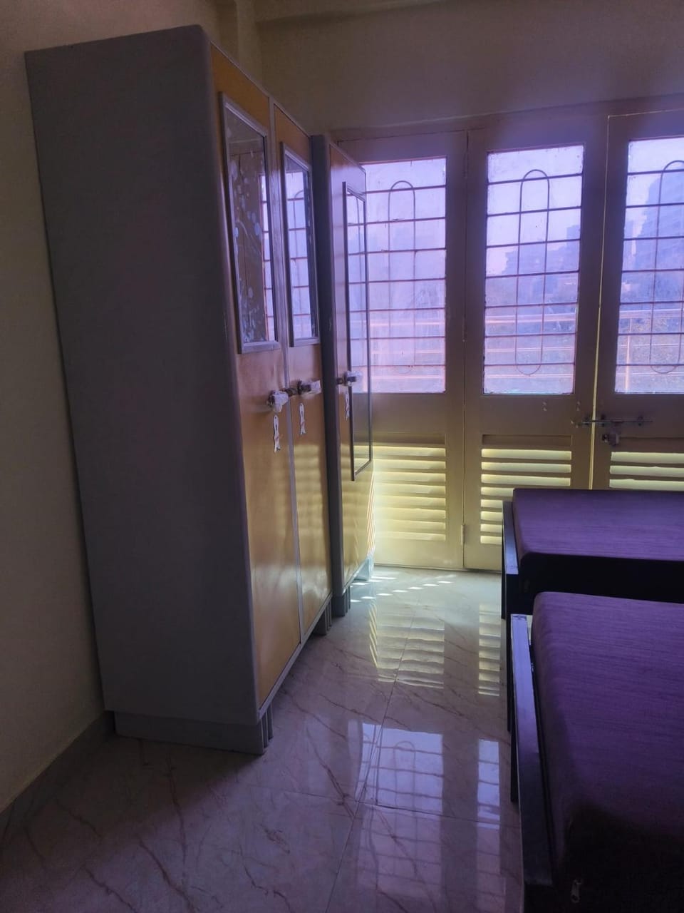 Stay in Hostel in Pune