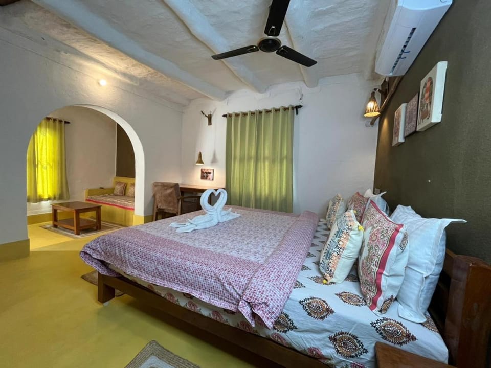 Vindhyavan Mud House Vacation rental in India
