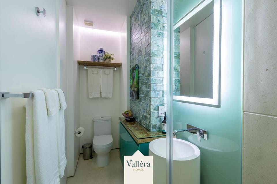 Pier 57, Tropical Modern, Artisan Design Apartment in Puerto Vallarta