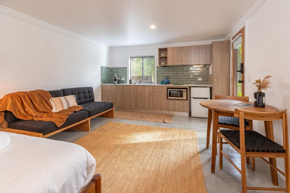 Nordhaus Studio Apartment in Smiths Lake