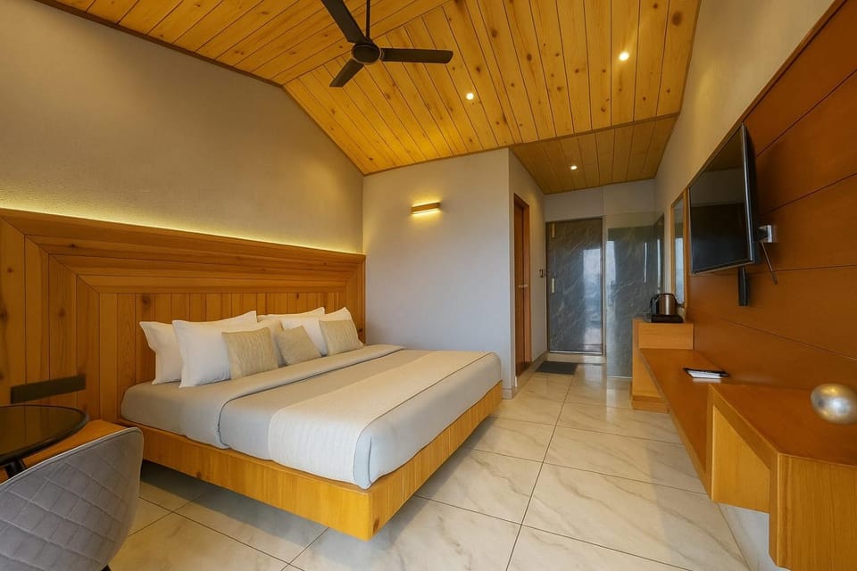 Elvora On The Edge - A Valley View Luxury Property Hotel in Uttarakhand