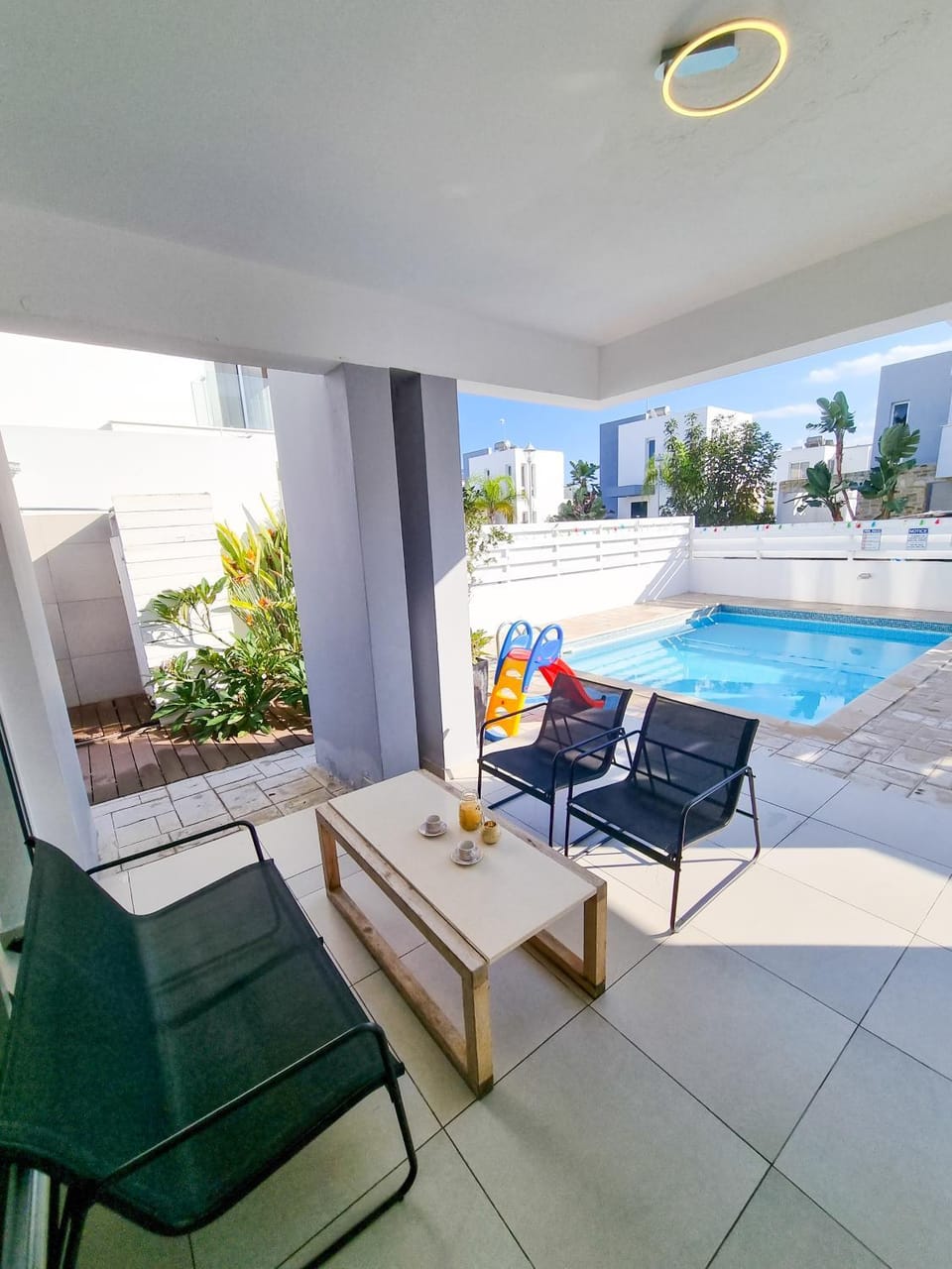 Patio, View (from property/room), Balcony/Terrace, Seating area, Pool view, Swimming pool, sunbed