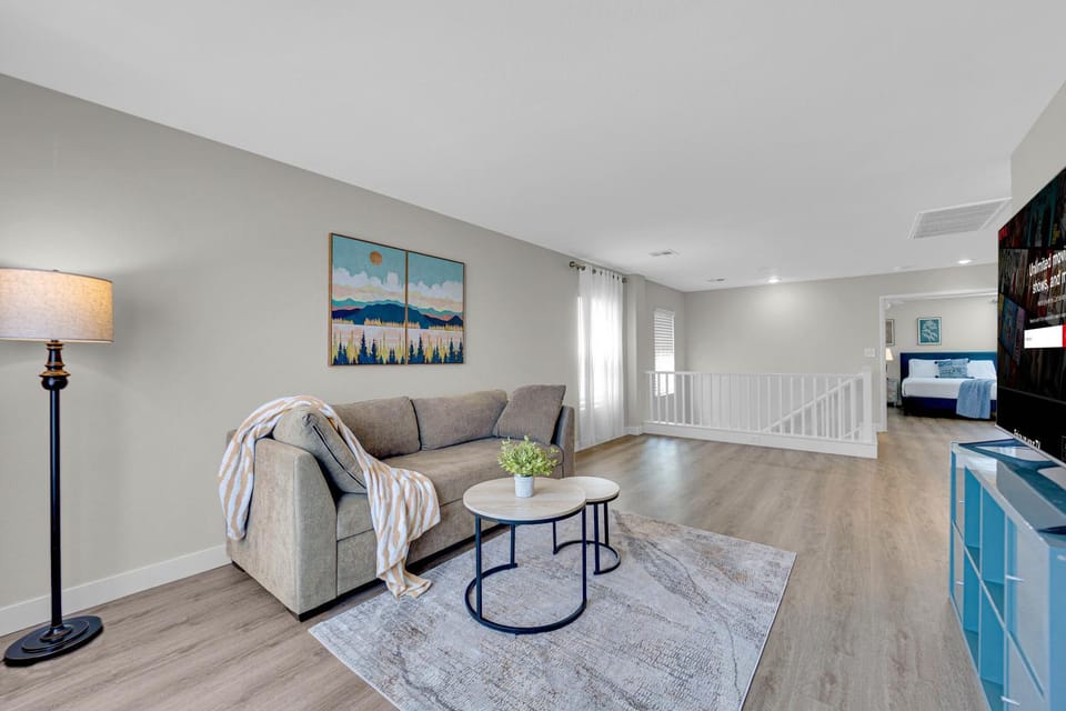 8277 Pearl House in Paradise