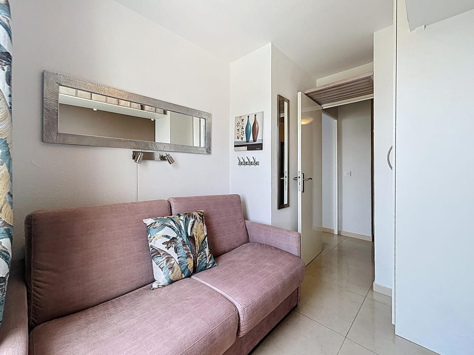 Les Pins Bleus Apartment in Antibes
