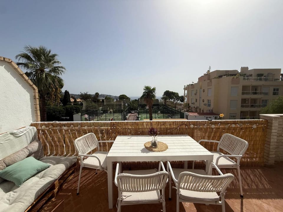 Las Palomas Pool and Views Apartment in Costa Tropical
