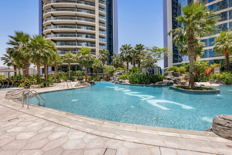 Property building, Swimming pool