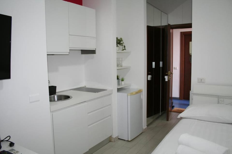 TV and multimedia, Photo of the whole room, stove