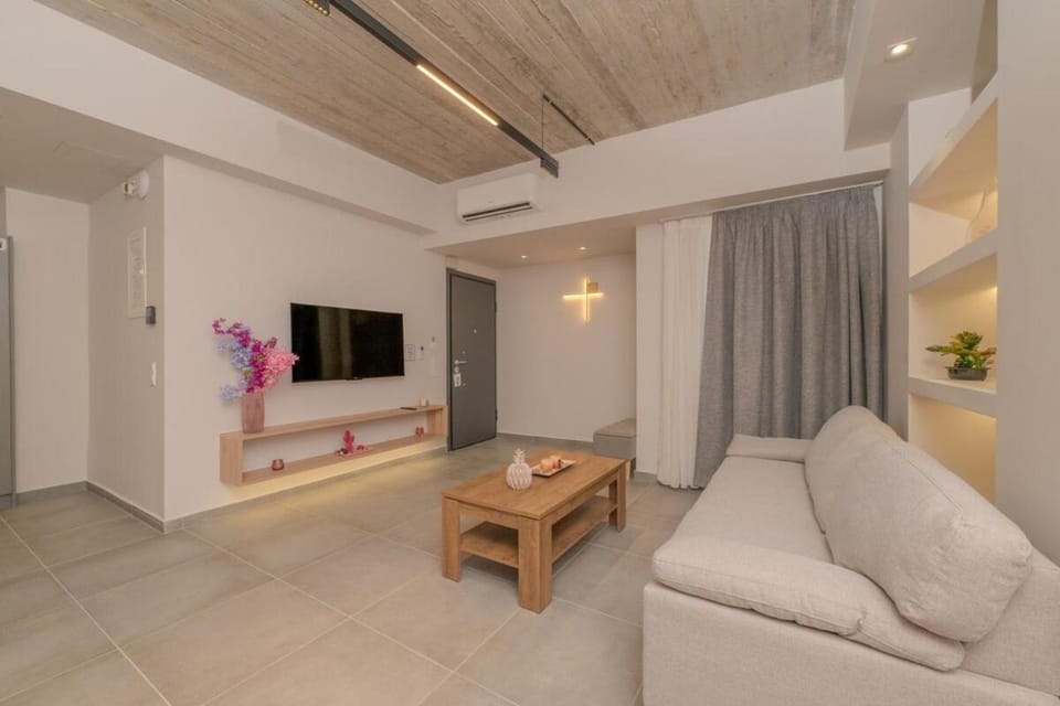 Pink Season Apartment stylish stay in Piraeus Area Apartment in Pireas