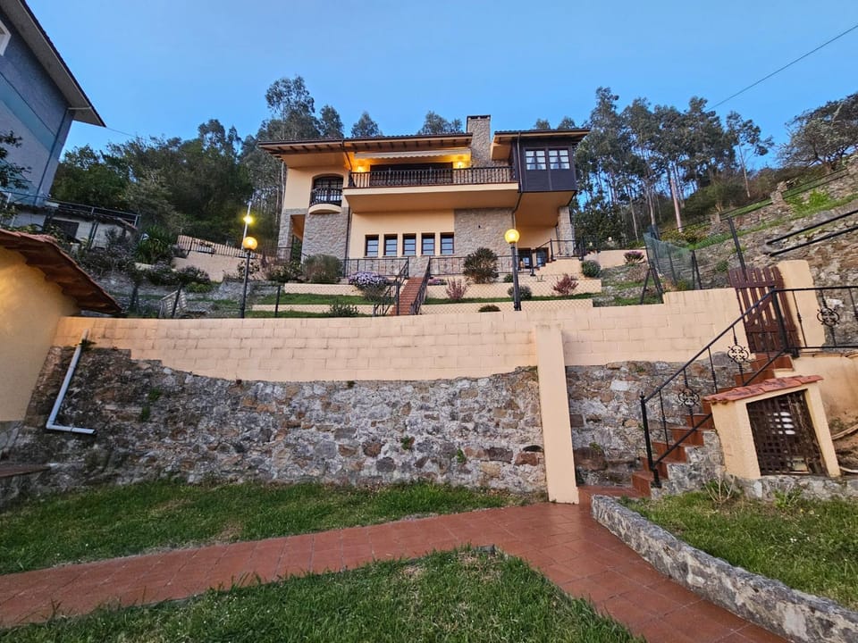 Casa Villadam House in Asturias