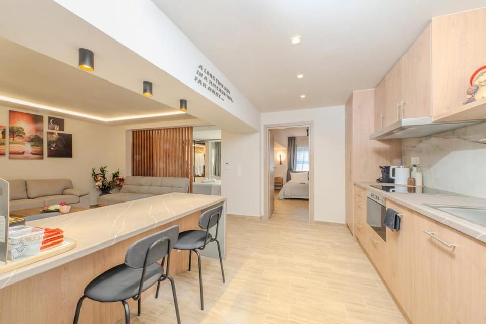 Fairytale Apartment steps from Piraeus Port Apartment in Pireas
