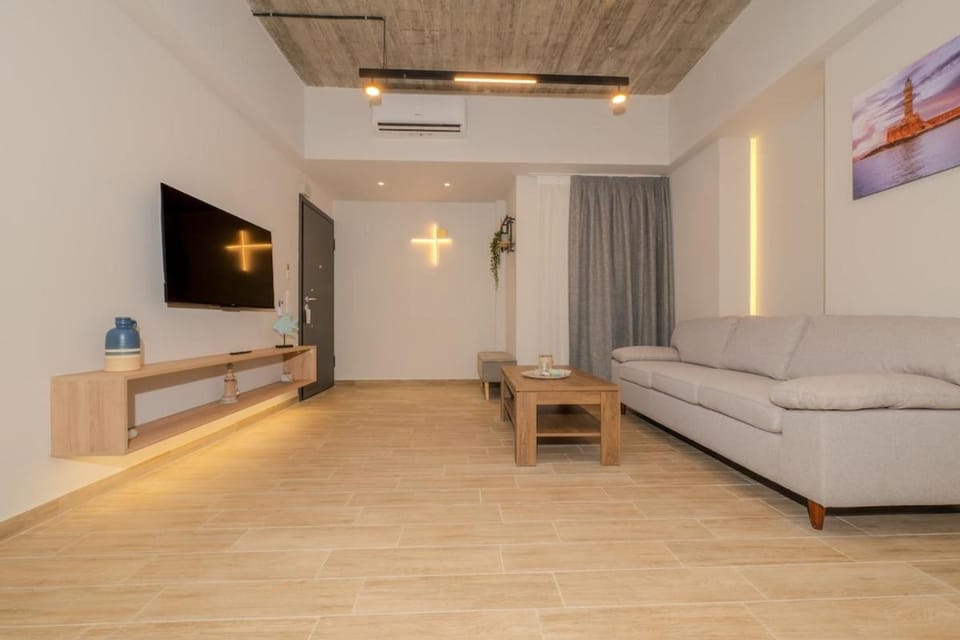Port of Crete Apartment near Ferry Terminal Piraeus Apartment in Pireas