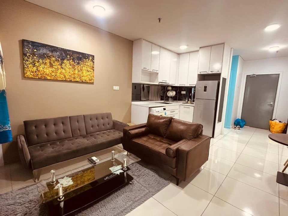 Kitchen or kitchenette, Living room, Seating area
