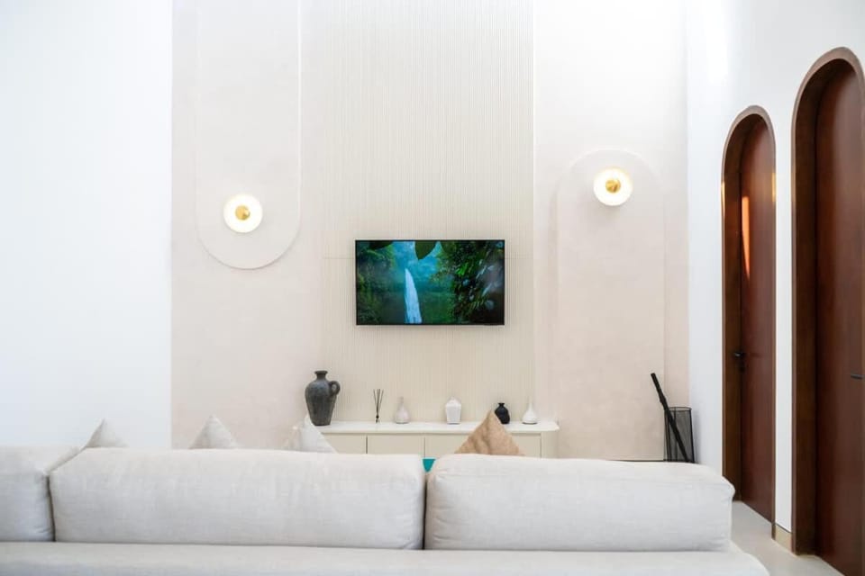 Heart of Bingin, 2BR Private Villa Yunique Villa in Bali