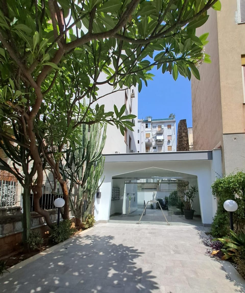 Other, Inner courtyard view