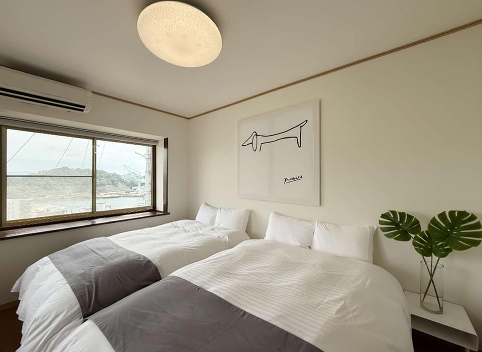 Ryu no Torimichi by b hotel - Hilltop House Scenic Stay with City Views House in Hiroshima Prefecture