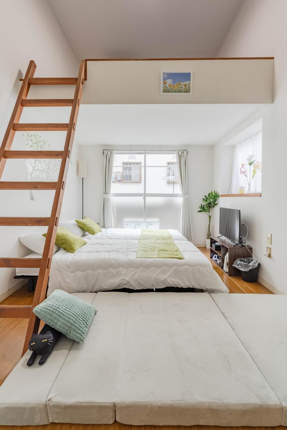 Bed, Bedroom