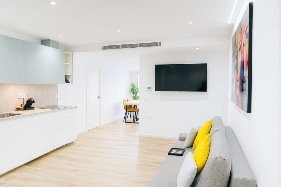 Communal lounge/ TV room, TV and multimedia, Kitchen or kitchenette, Living room, Seating area, Evening entertainment
