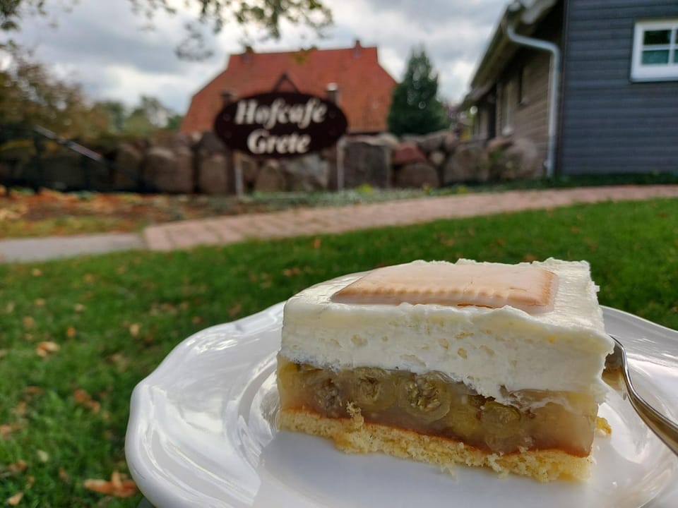 H3 Wohnen am Hofcafé mit Feierscheune Ostseebad Rerik Farm Stay in Rerik