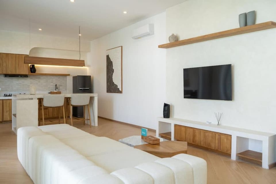 Heart of Bingin, 3BR Kids-Friendly Yunique Family Villa Villa in Bali
