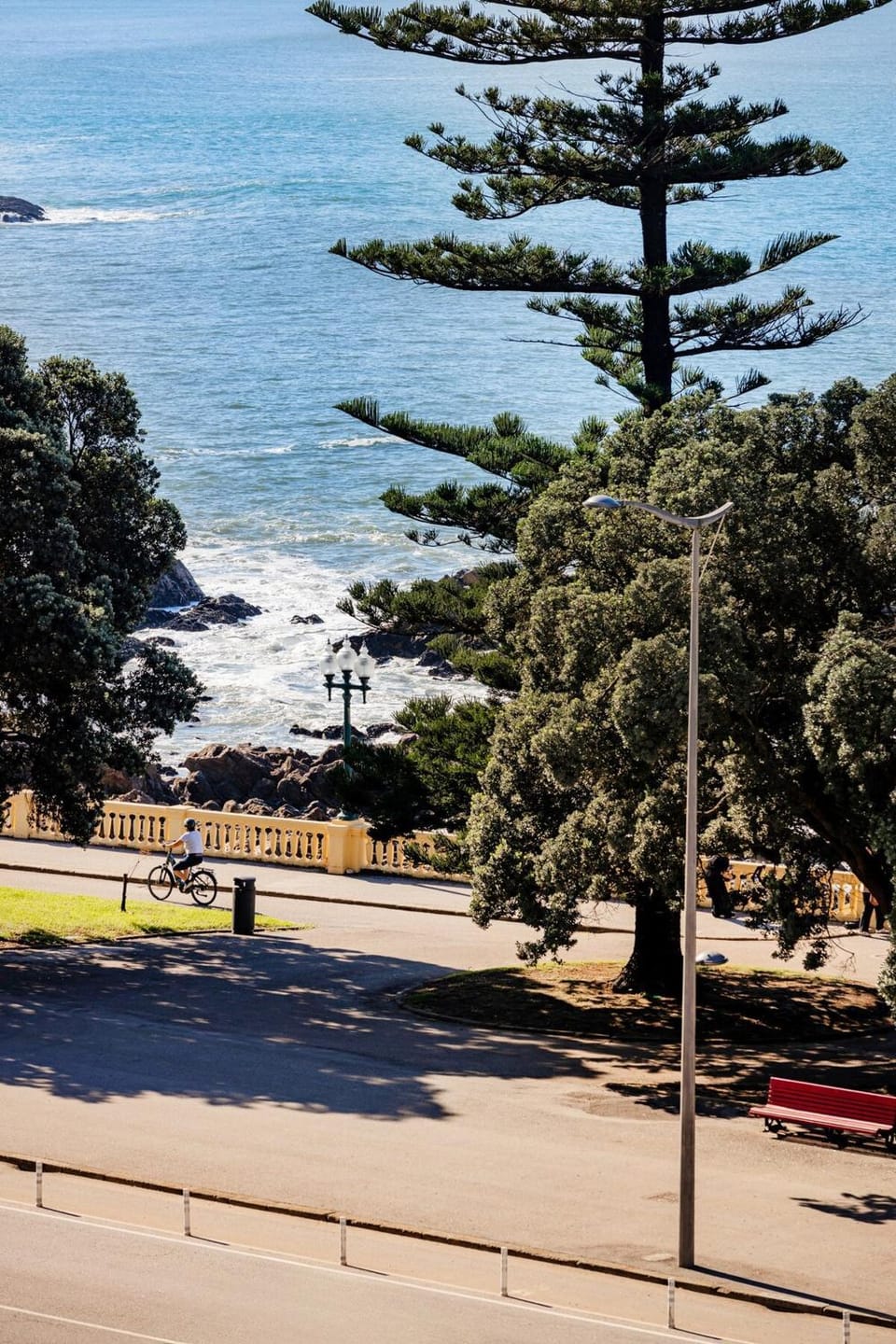 Charming 3BR w/ Office & Garage by Foz Beaches Apartment in Porto