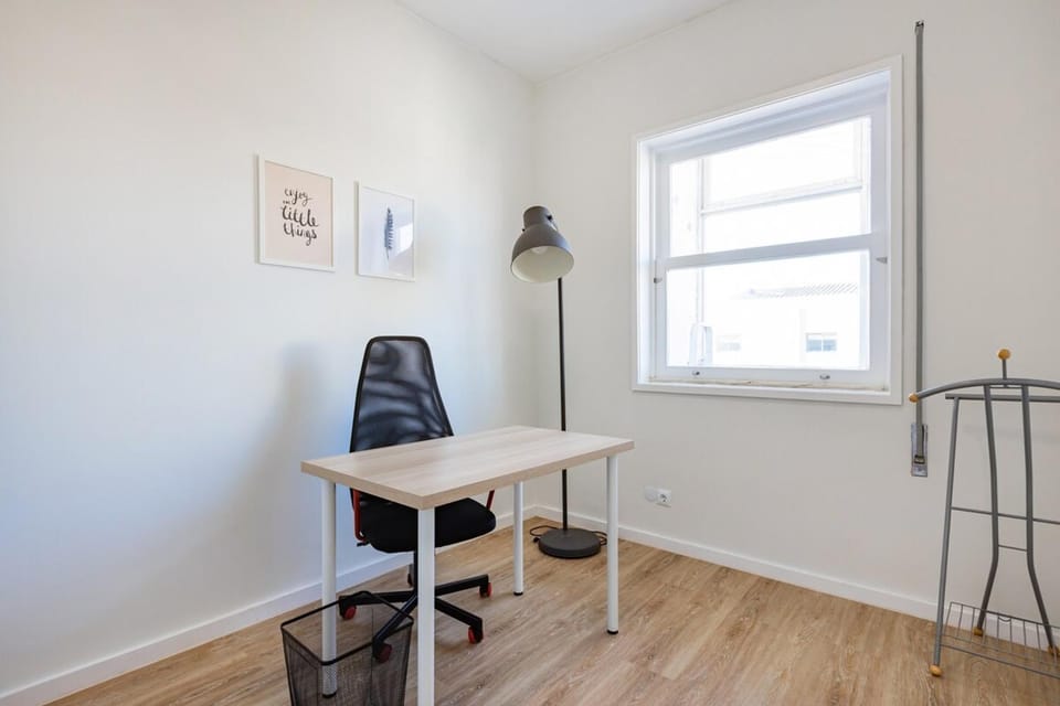 Charming 3BR w/ Office & Garage by Foz Beaches Apartment in Porto