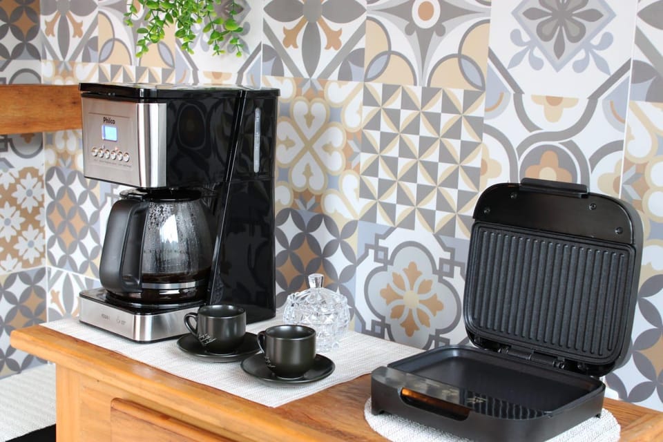 Coffee/tea facilities, Kitchen or kitchenette