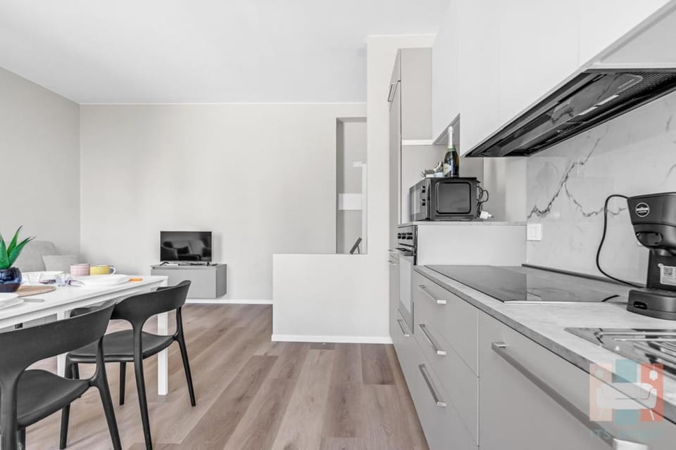 RI9 -Prada- Super large and central apartment Apartment in Milan